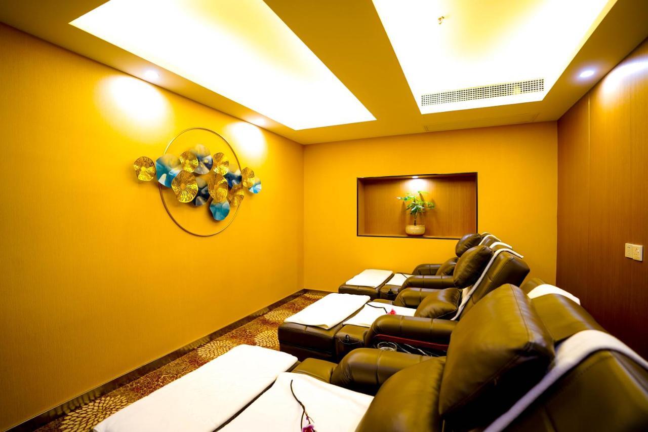 Itcc Manhattan Suites By Pinstay Penampang Exterior foto